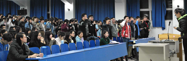 4.学生宣誓.JPG 4.学生宣誓.JPG
